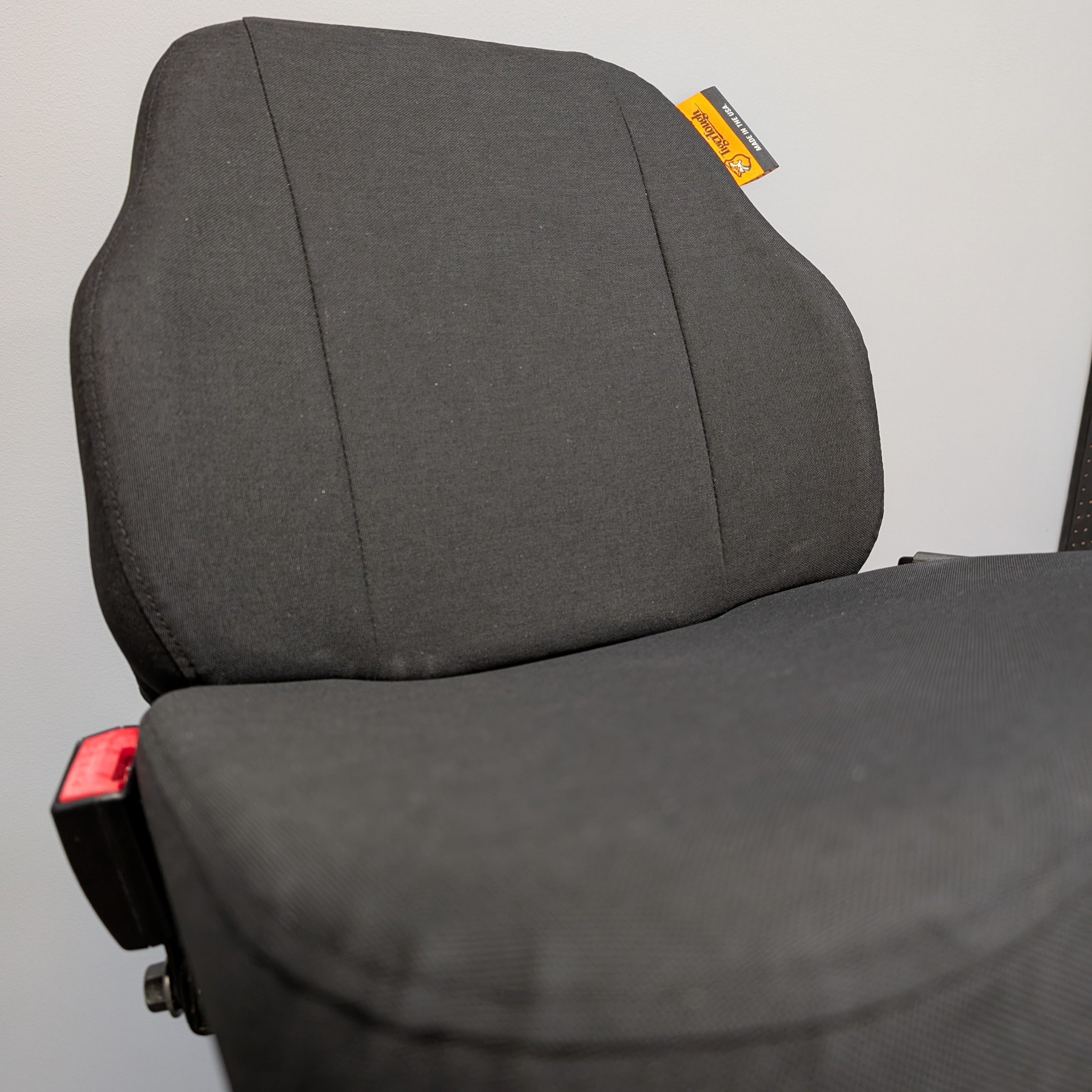 Select Tractor Seat Cover (E0822139)--4