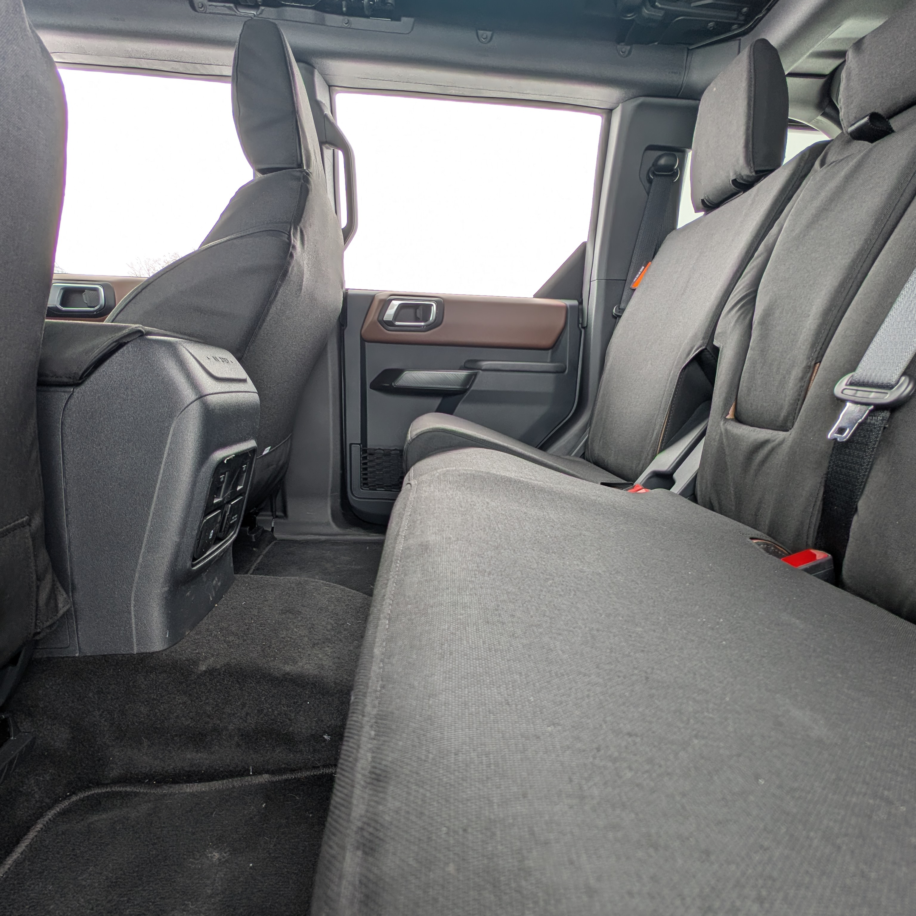 4-Door Ford Bronco Rear Seat Covers (W0555079)