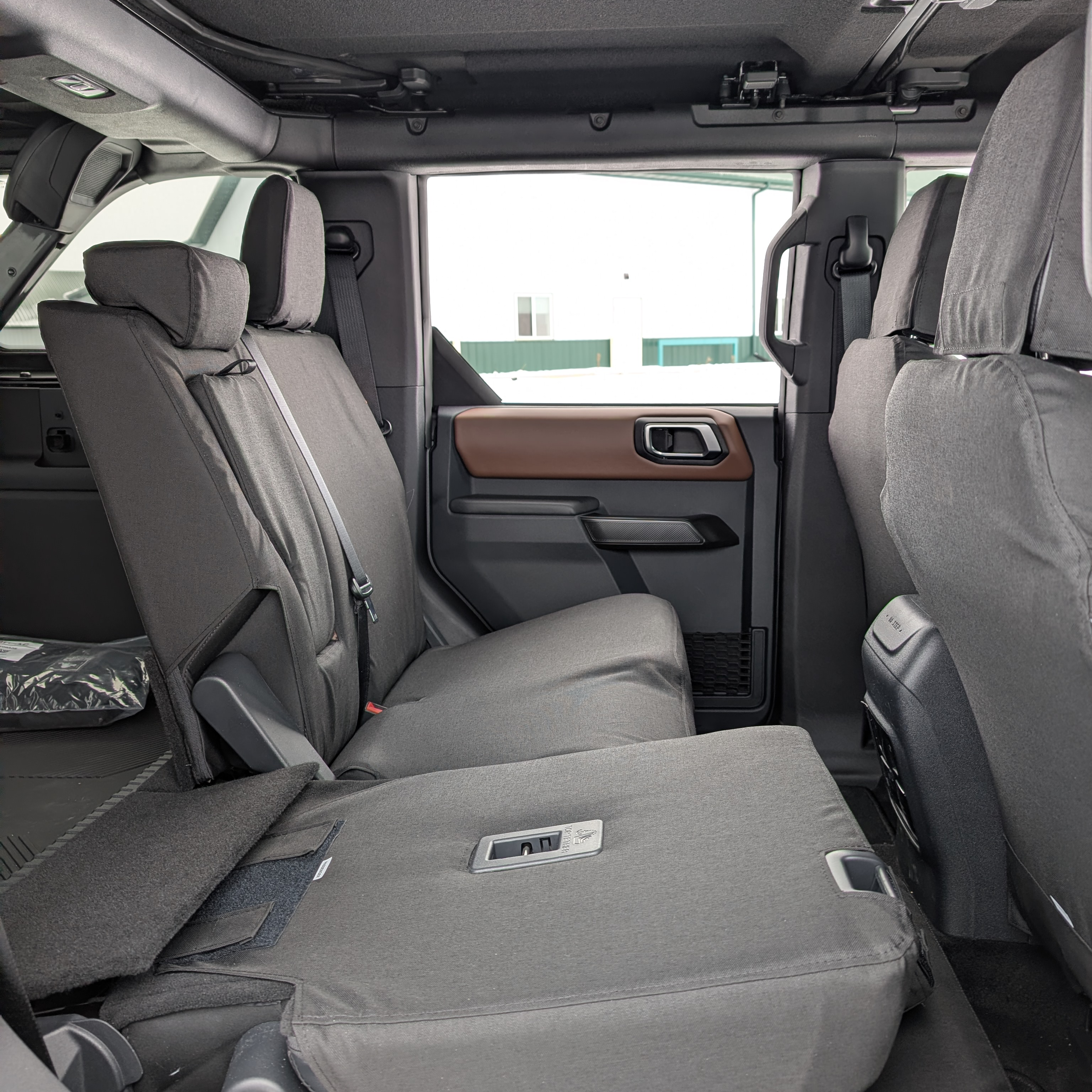 4-Door Ford Bronco Rear Seat Covers (W0555079)