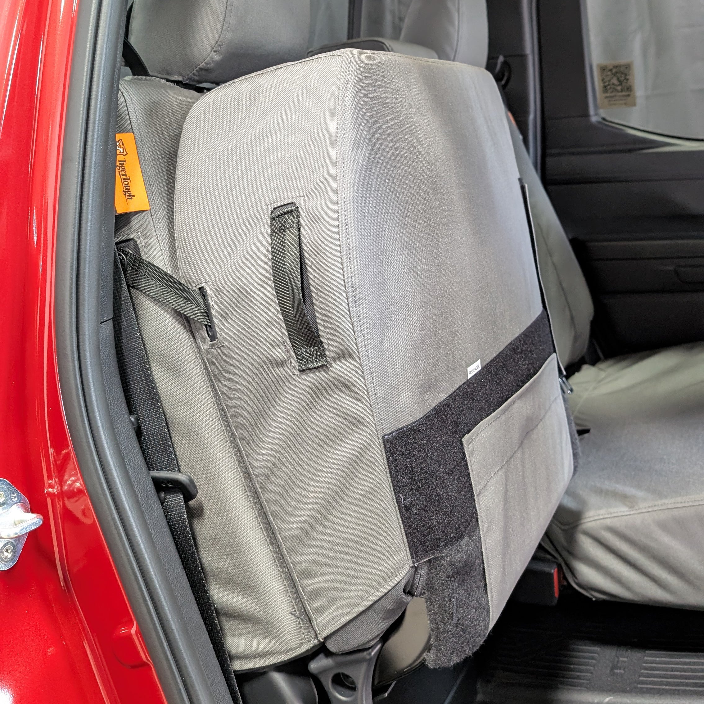 Toyota Tacoma Rear Seat Covers (W1755015)--4
