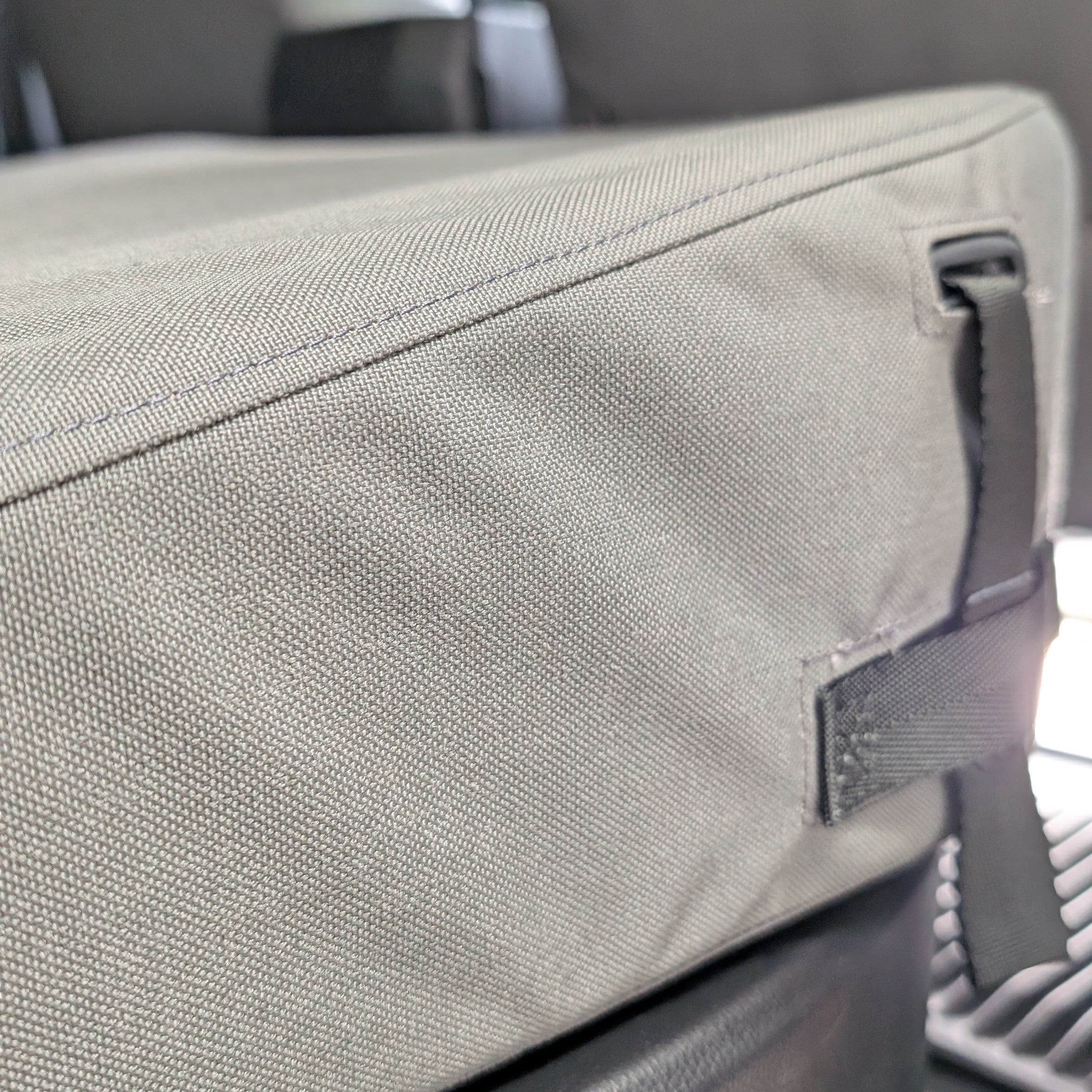 Toyota Tacoma Rear Seat Covers (W1755015)--10