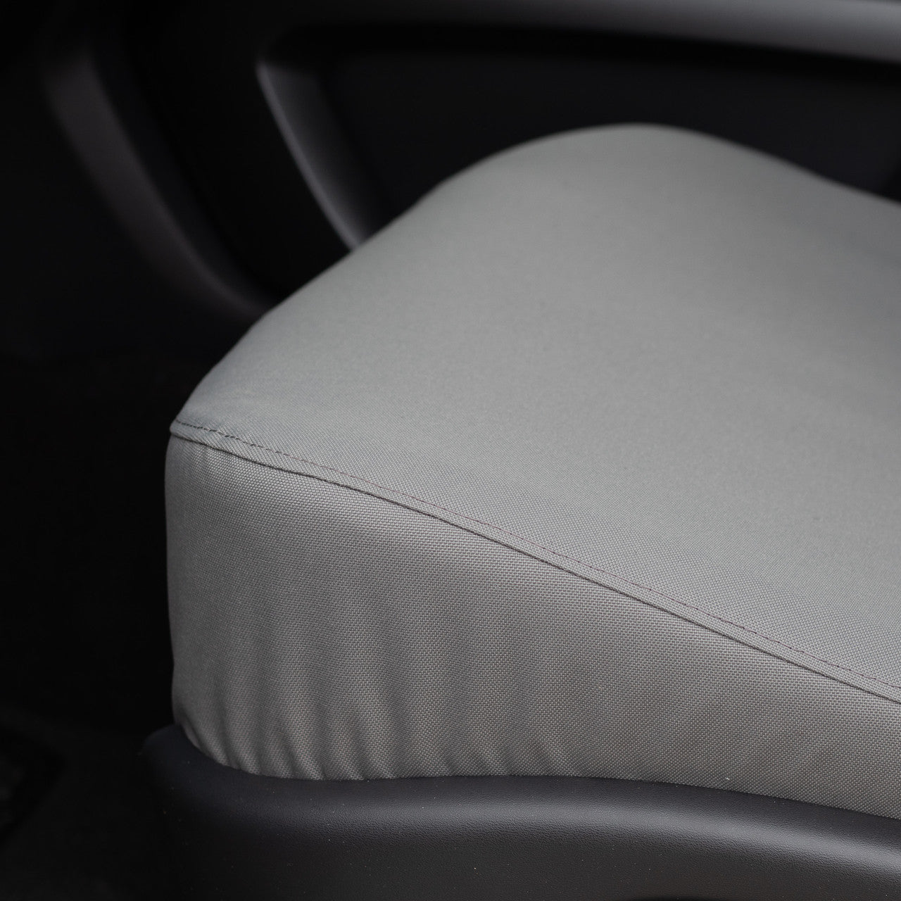 Seat bottom detail. Wow that fits so good.
