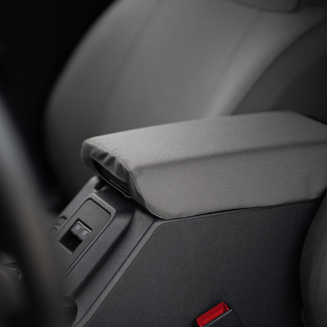 This set includes a cover for the front center console lid