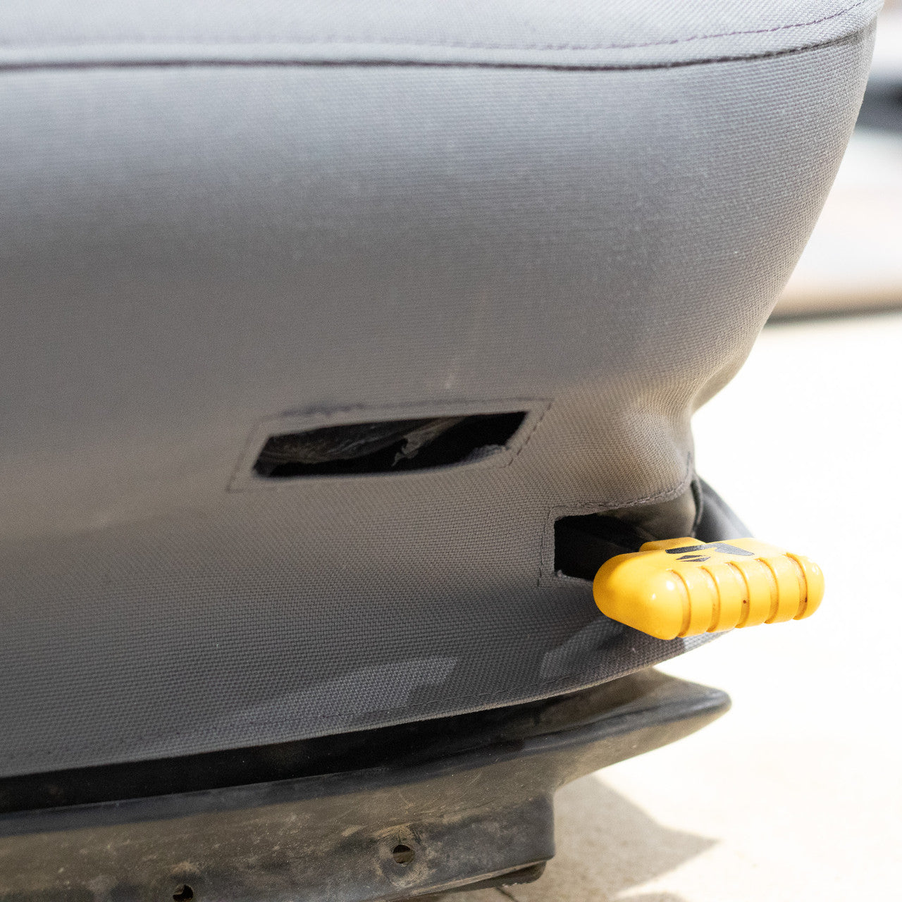 Excavator Seat Cover (E0822043)